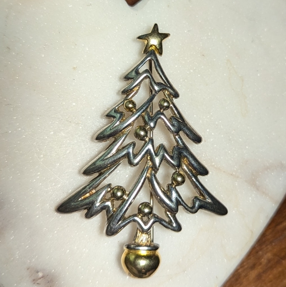 Signed Paquette Christmas tree pin silver and gold tone vintage